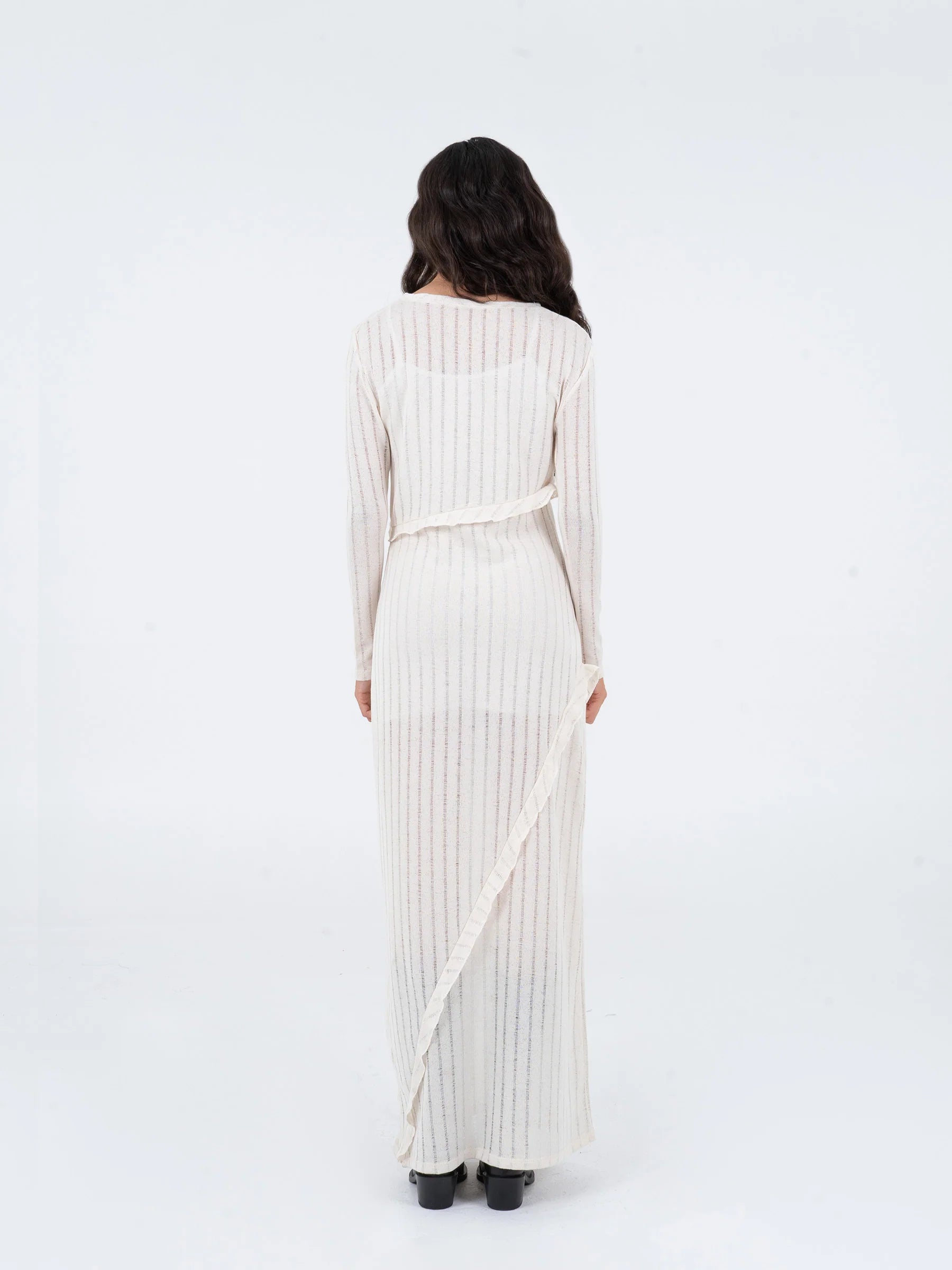 CARMEN SAYS Ribbed Long Sleeved Off White Dress