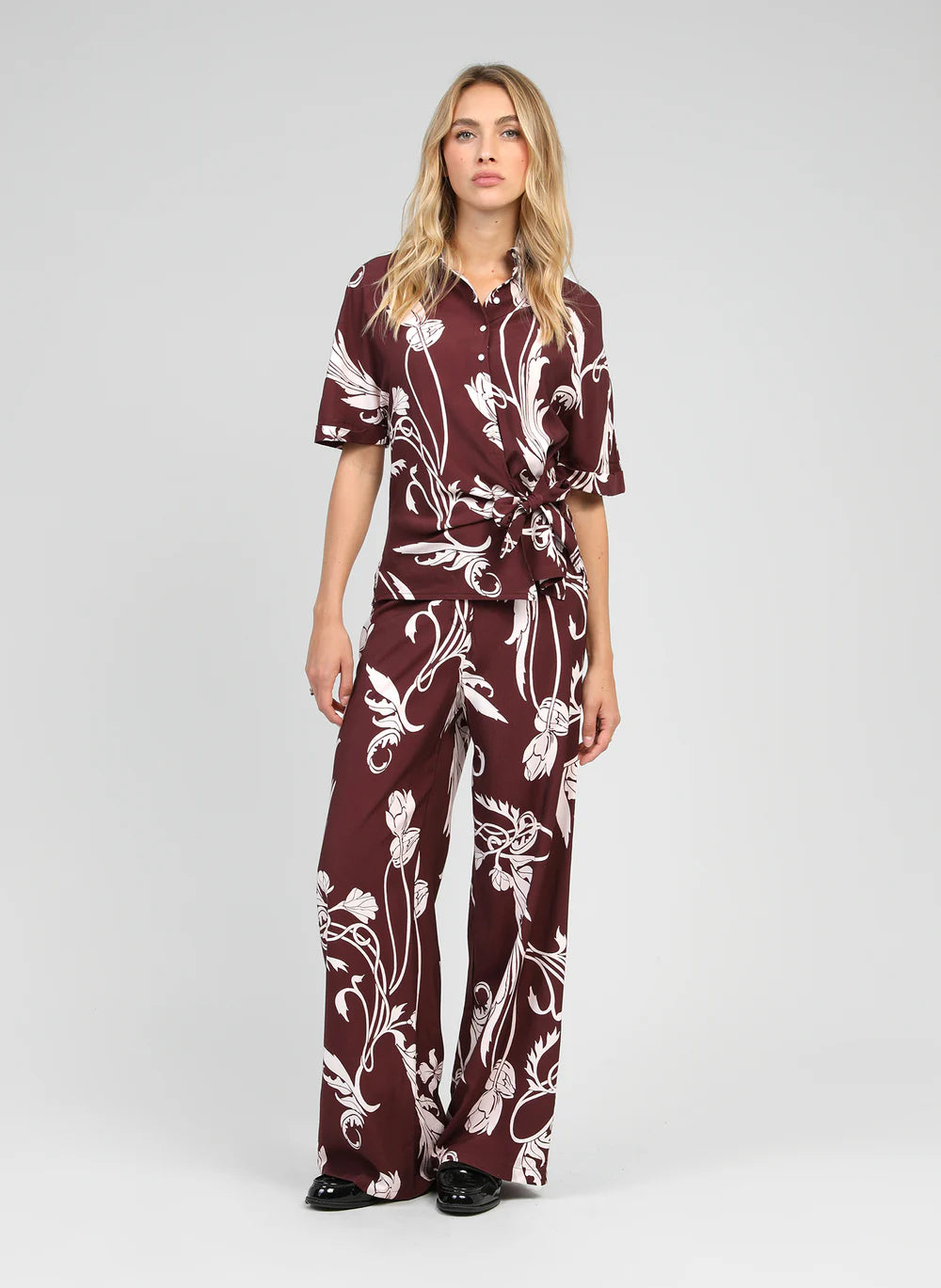 Bordeaux printed shirt full length view