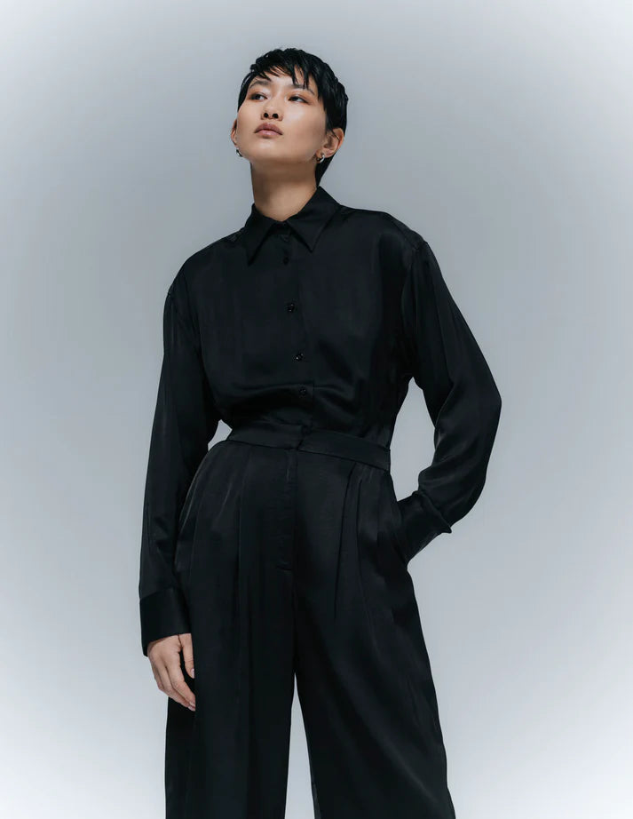 A LINE cropped satin shirt black