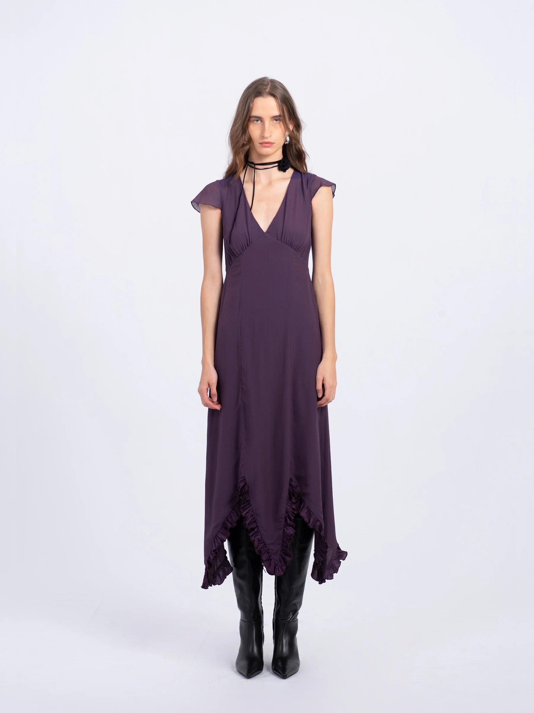 CARMEN SAYS Short Sleeved with V neckline long dress