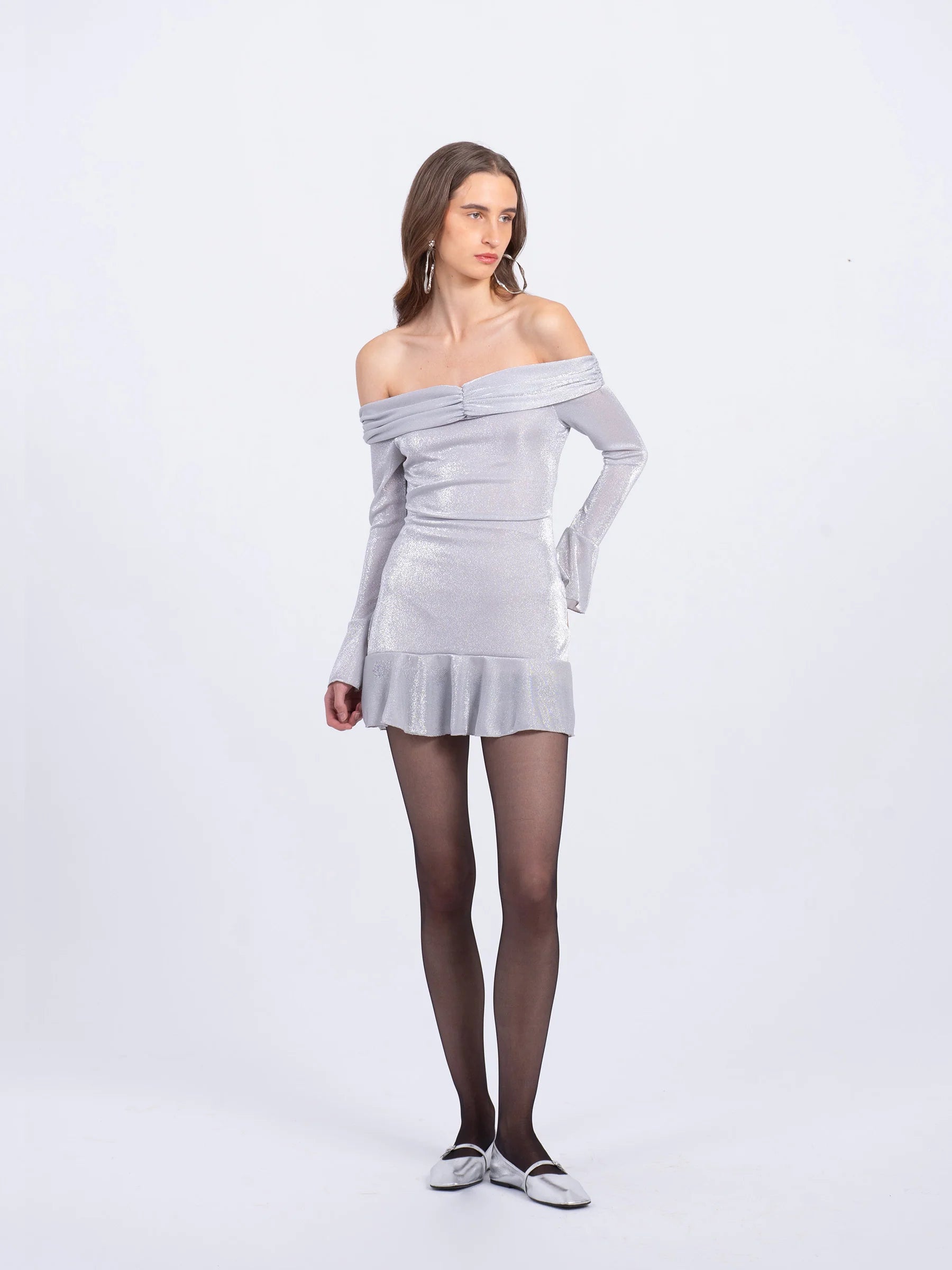 CARMEN SAYS Silver off shoulders short dress with long sleeves