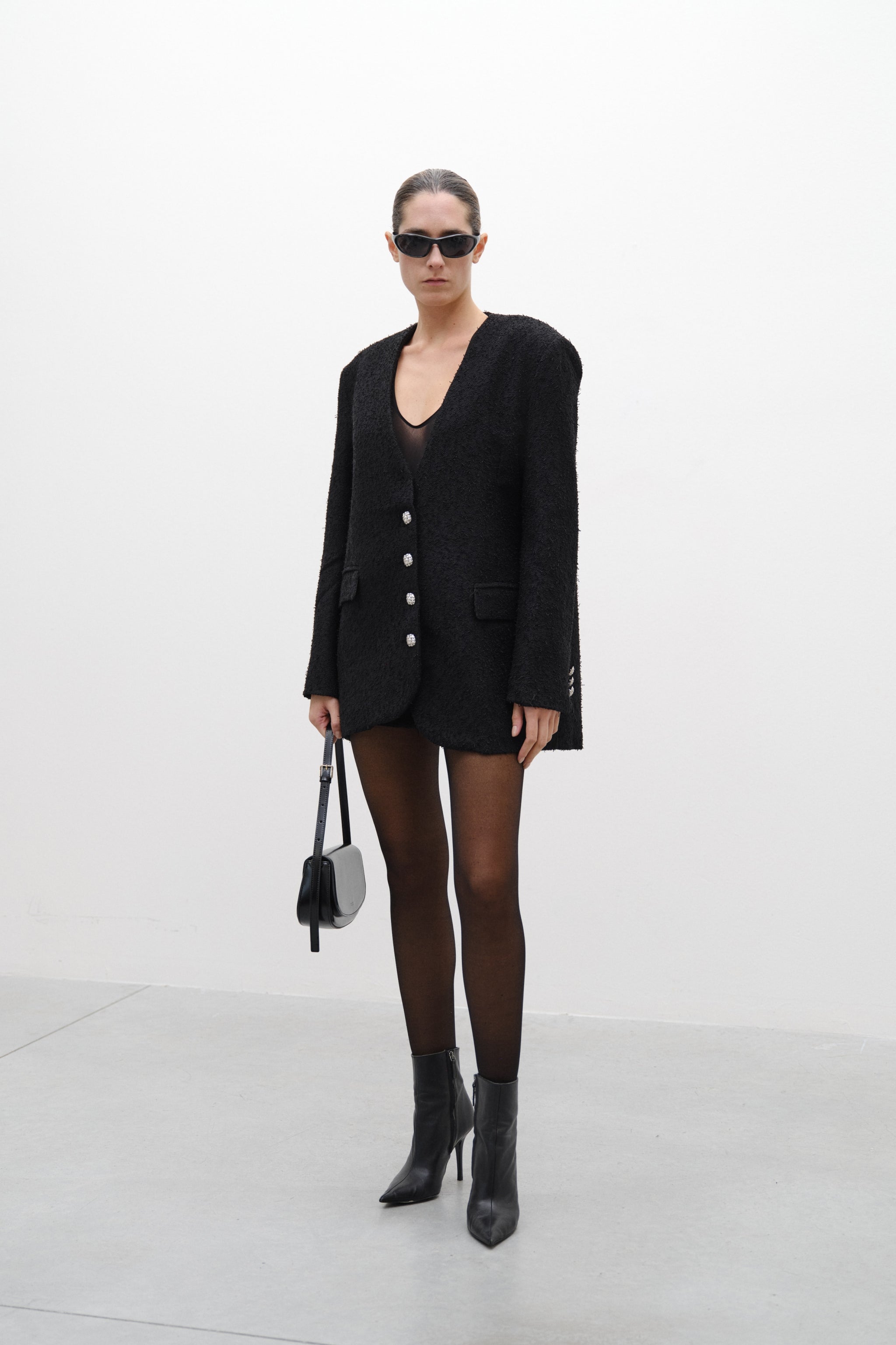 LUMINA black blazer with V neckline