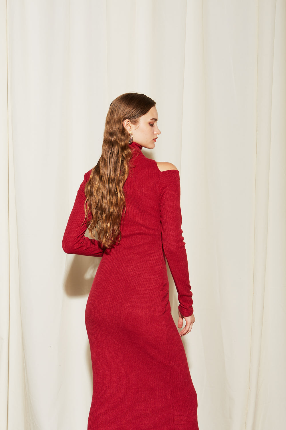 Ananke red midi dress back detail view